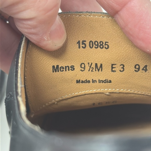 Johnston and Murphy Oxford size 9 1/2 medium - Picture 5 of 8